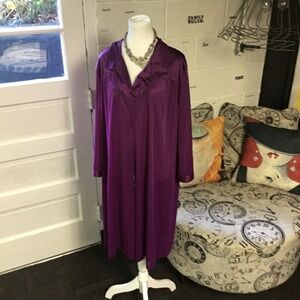 Vanity Fair Size XXL Women's Robe PURPLE  Pink Nylon Made in USA 💜